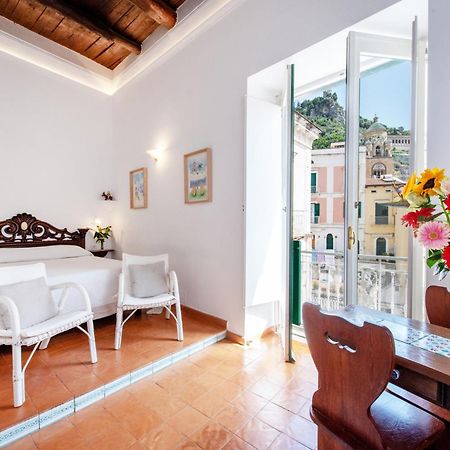 Amalfi Un Po'... Leilighet Eksteriør bilde