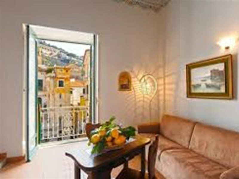 Amalfi Un Po'... Leilighet Eksteriør bilde