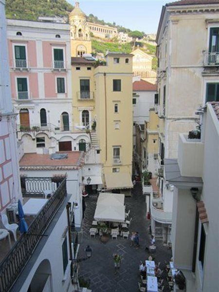 Amalfi Un Po'... Leilighet Eksteriør bilde